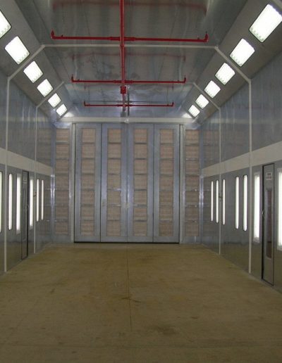 RTT Engineered Solutions Crossdraft Paint Booth