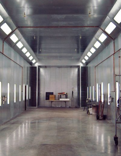 RTT Engineered Solutions Crossdraft Paint Booth