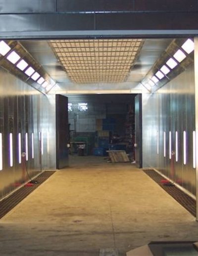 RTT Engineered Solutions EZ Pit Downdraft Paint Booths